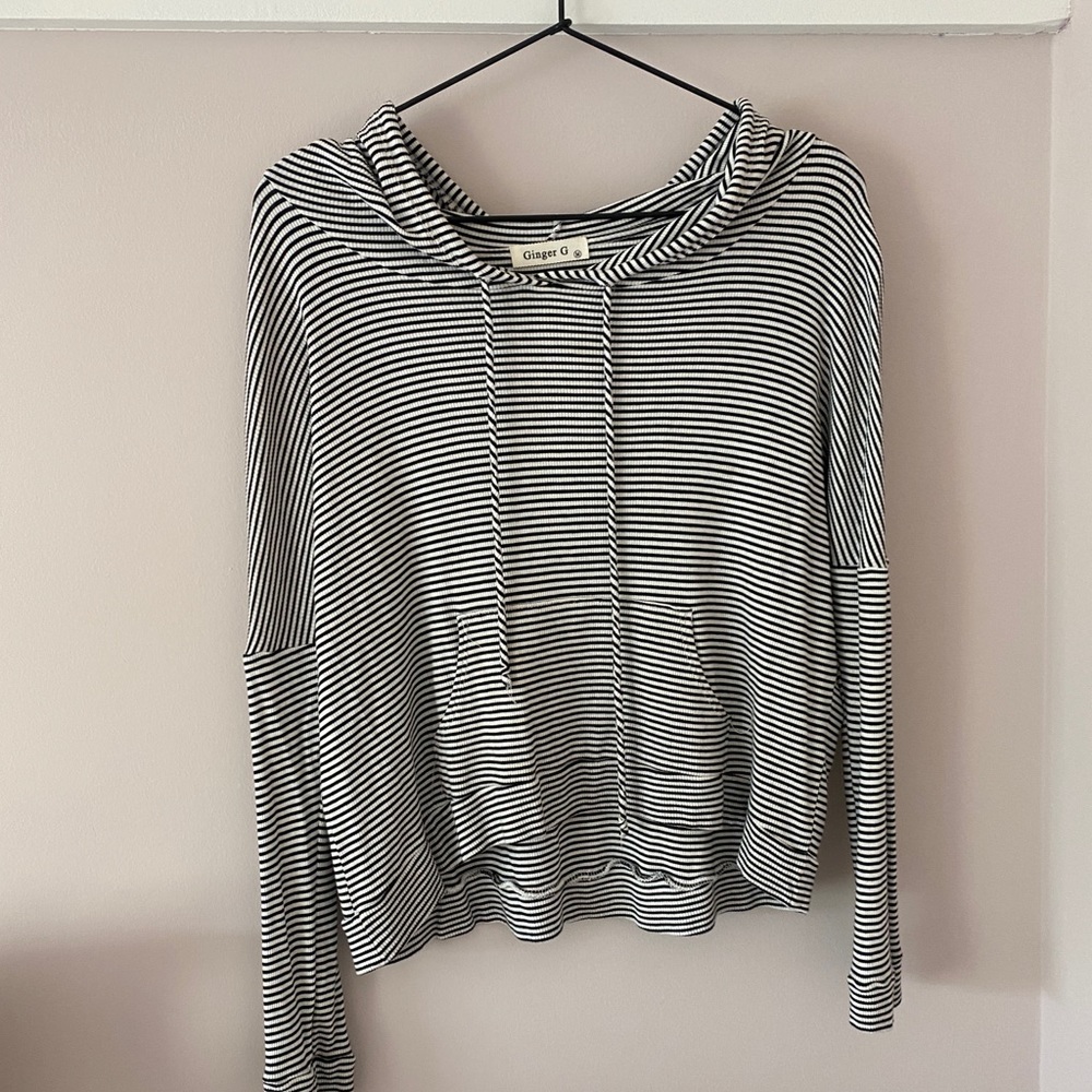 Ginger G Pullover, Medium